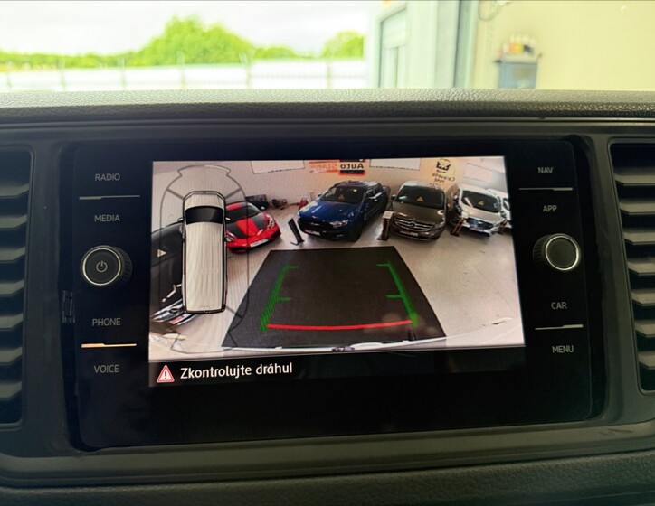 Volkswagen Crafter 18