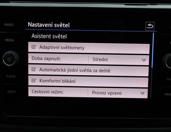 Volkswagen Touran 12