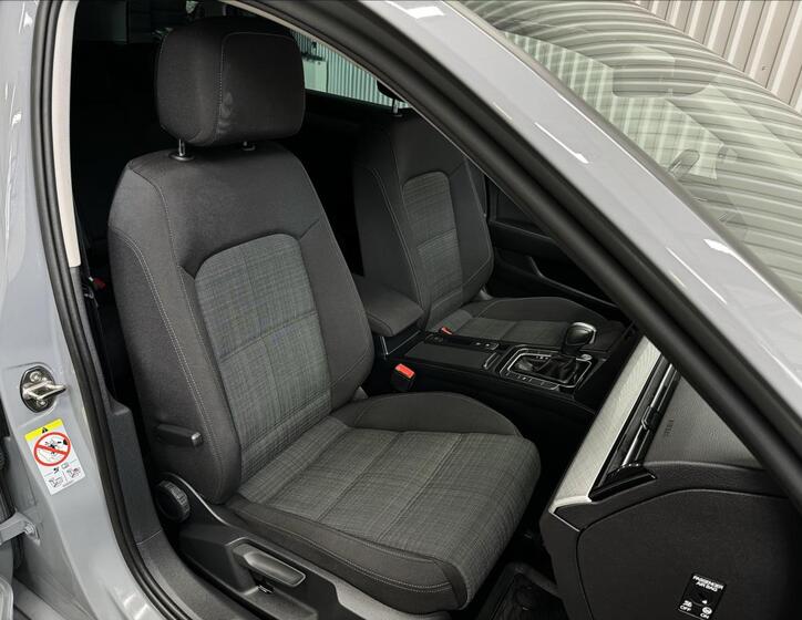 Volkswagen Passat 44