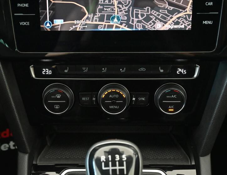 Volkswagen Passat 22