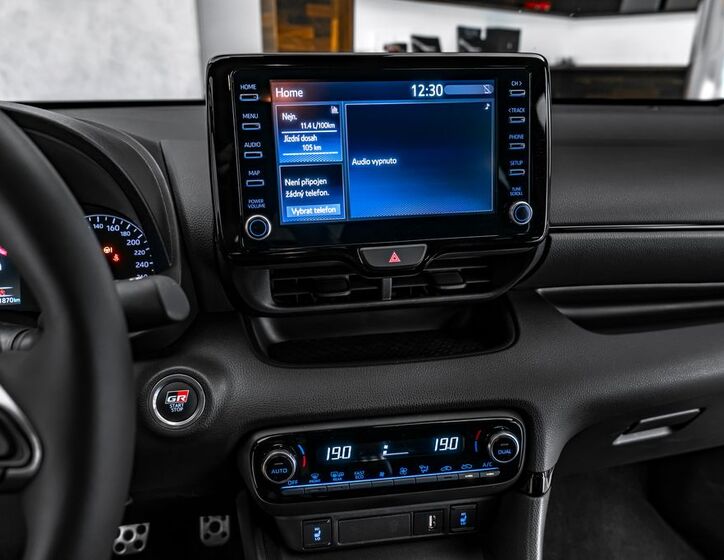 Toyota Yaris 19