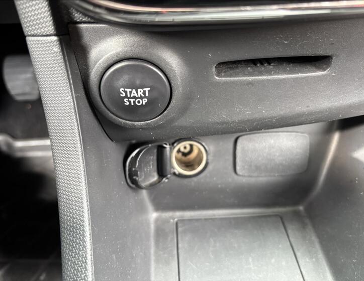 Renault Clio 30