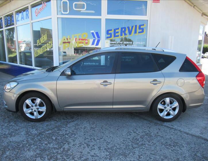 KIA Ceed 8