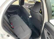 Toyota Yaris 16