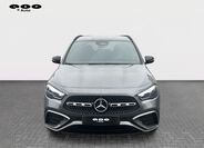 Mercedes-Benz GLA 8