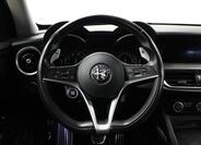 Alfa Romeo Stelvio 17