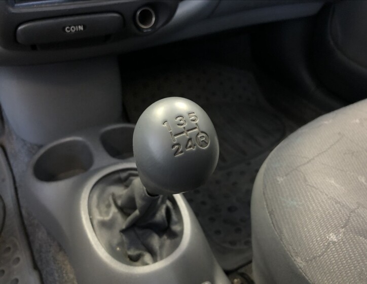 Toyota Yaris 13