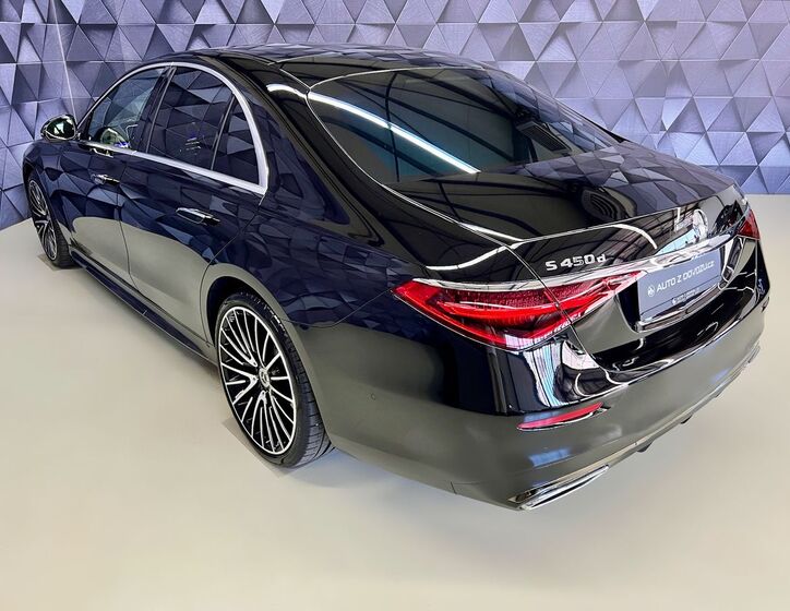 Mercedes-Benz Třídy S 8