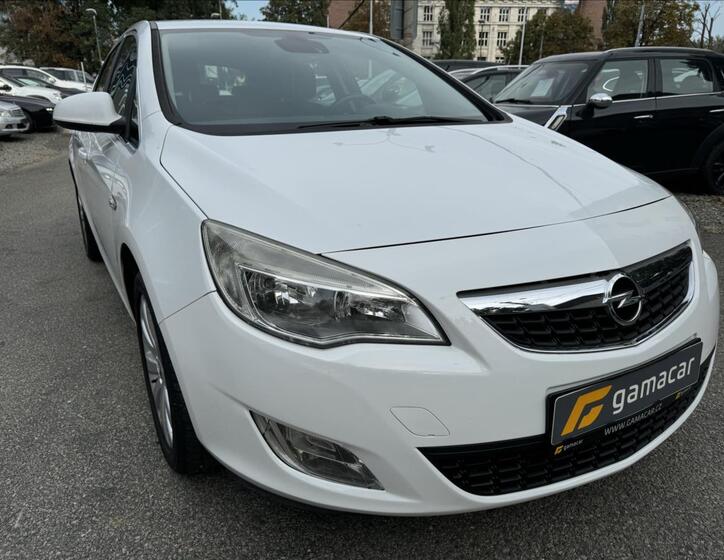 Opel Astra 13