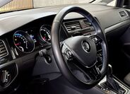 Volkswagen Golf 27