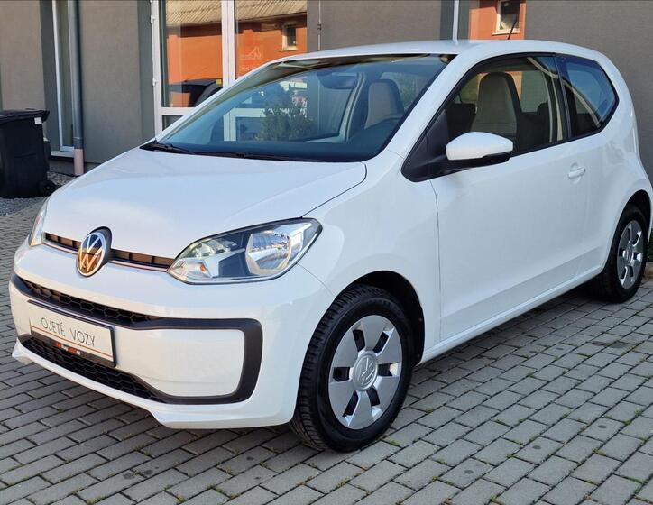 Volkswagen up! 5