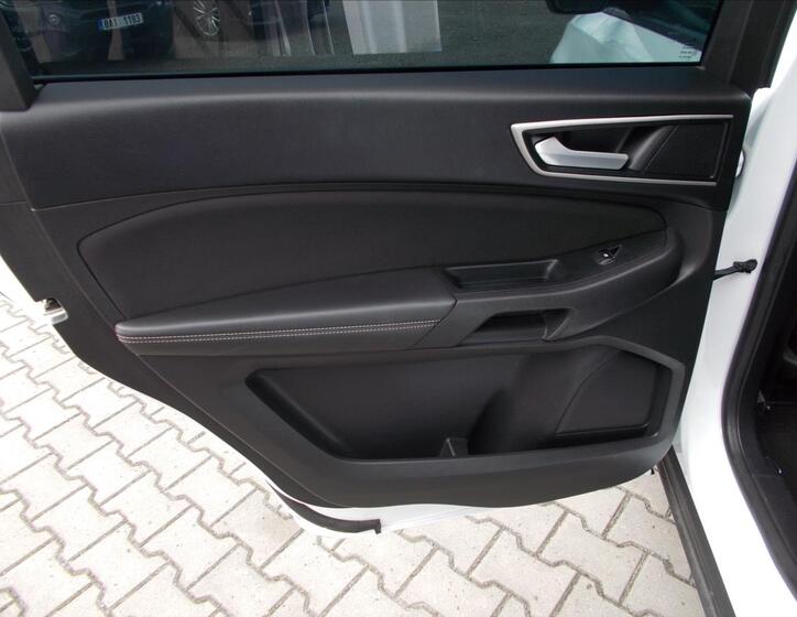 Ford Galaxy 15