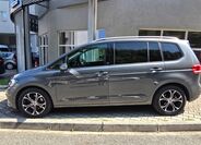Volkswagen Touran 2