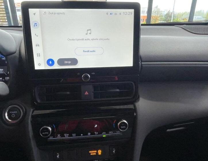 Toyota Yaris Cross 19