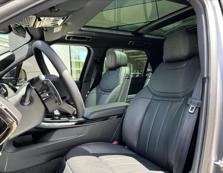 Land Rover Range Rover Sport 17
