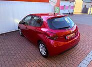 Peugeot 208 8