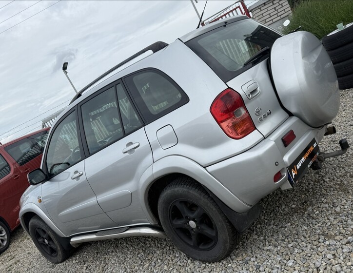 Toyota RAV4 7