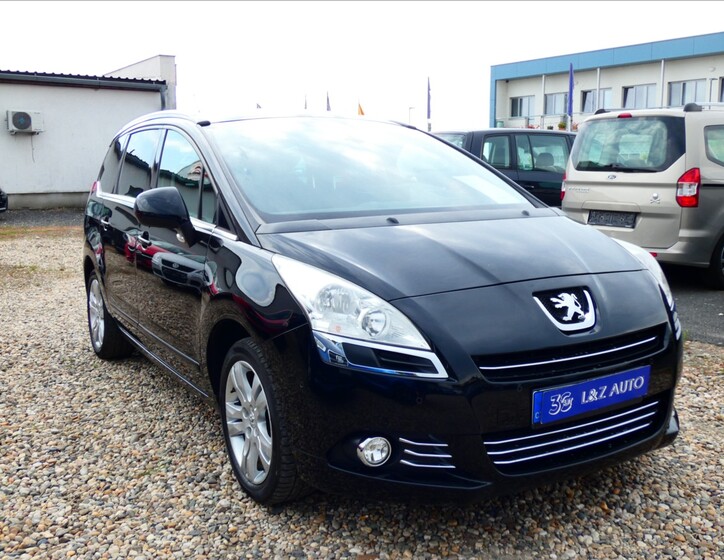 Peugeot 5008 3