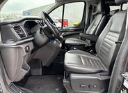 Ford Tourneo Custom 21