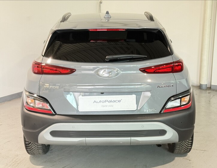 Hyundai Kona 5