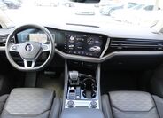 Volkswagen Touareg 30