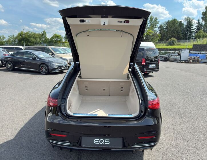 Mercedes-Benz EQS 10