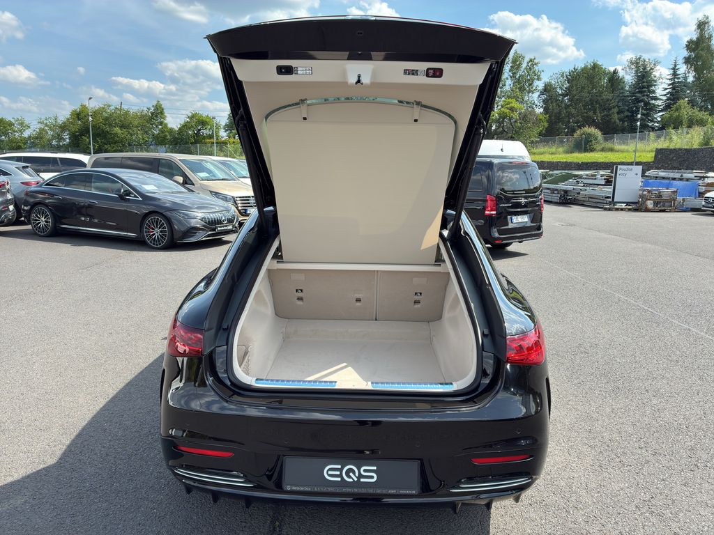 Mercedes-Benz EQS