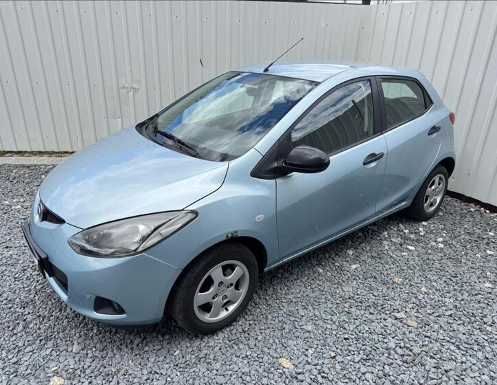 Mazda 2 5