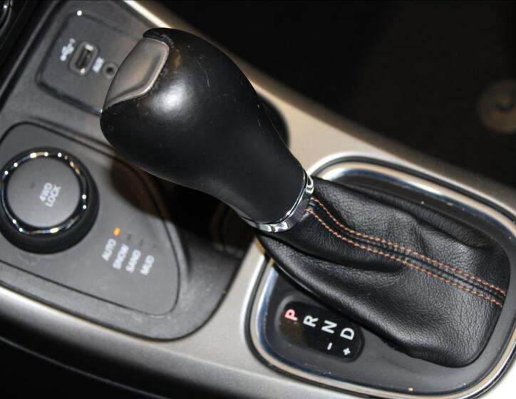 Jeep Compass 37