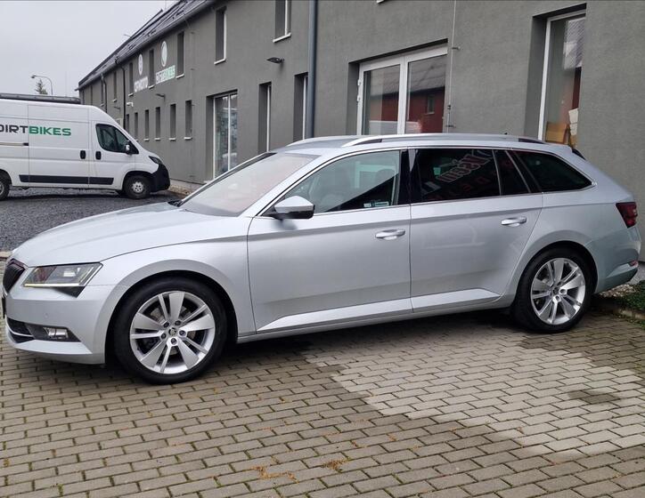 Škoda Superb 6