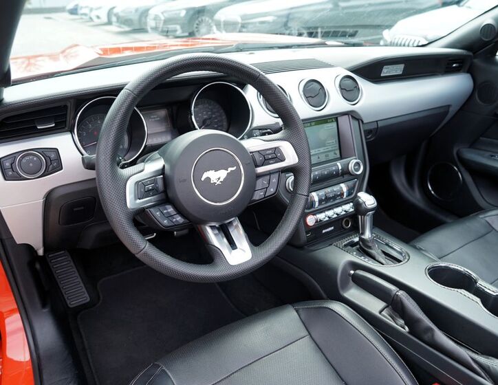 Ford Mustang 30