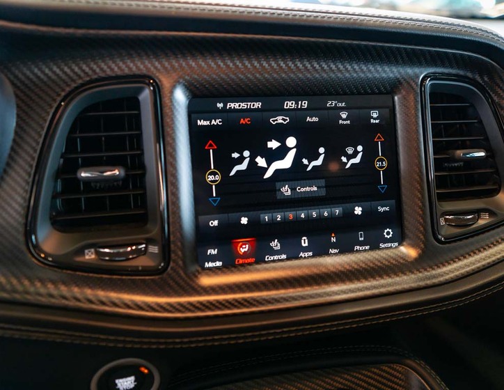 Dodge Challenger 28