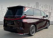 Lexus LM 350h 4