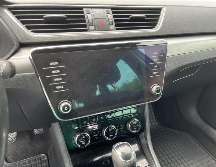 Škoda Superb 15