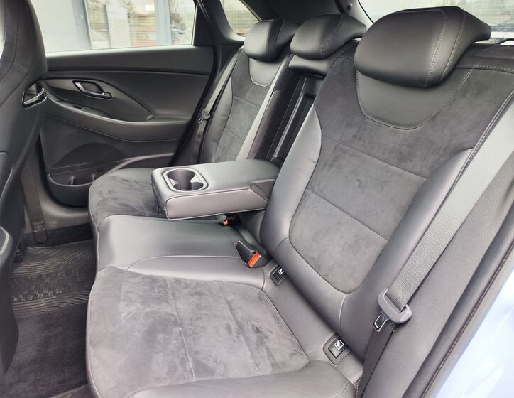 Hyundai i30 11