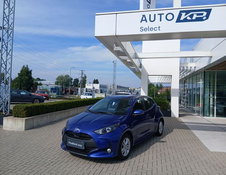 Toyota Yaris 1