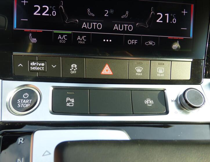 Audi e-tron 39