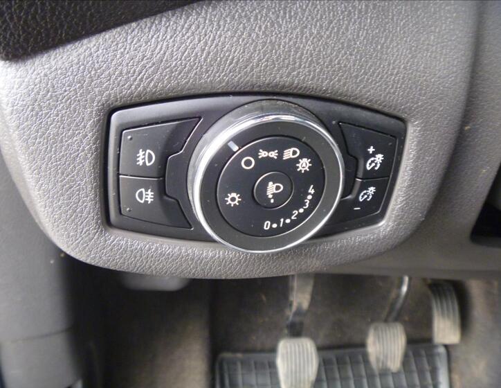 Ford Tourneo Connect 12