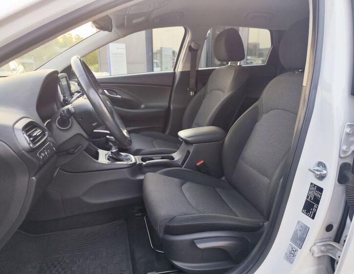 Hyundai i30 14