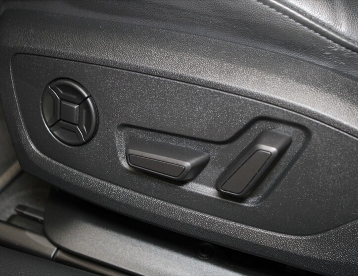 Audi A6 28