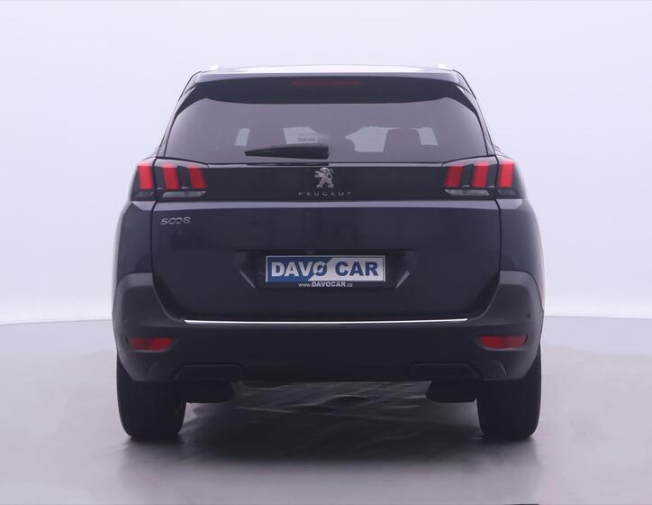 Peugeot 5008 6