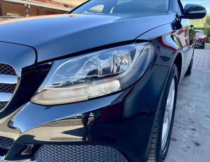 Mercedes-Benz Třídy C 44