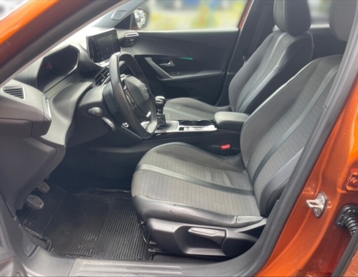 Peugeot 2008 7
