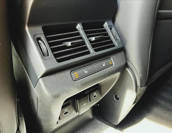 Land Rover Range Rover Evoque 31