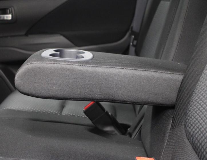 Mitsubishi Outlander 28