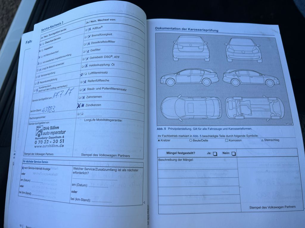 Volkswagen Golf 16