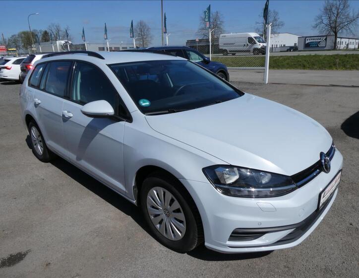 Volkswagen Golf 1