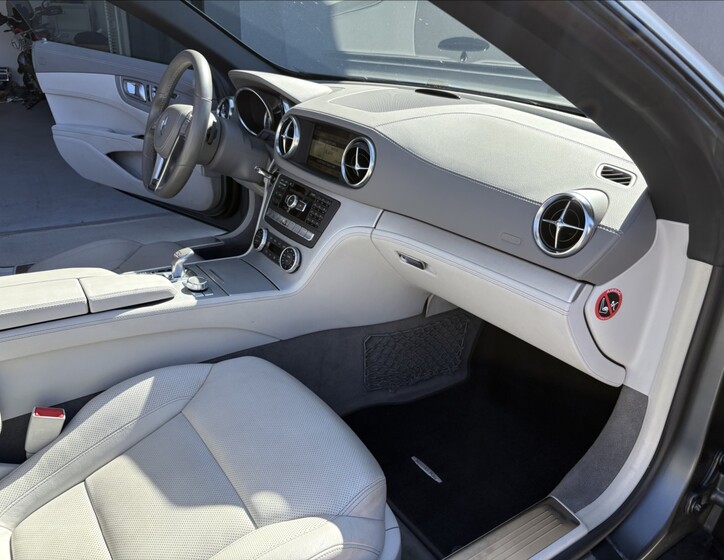 Mercedes-Benz SL 20