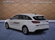 Hyundai i30 4