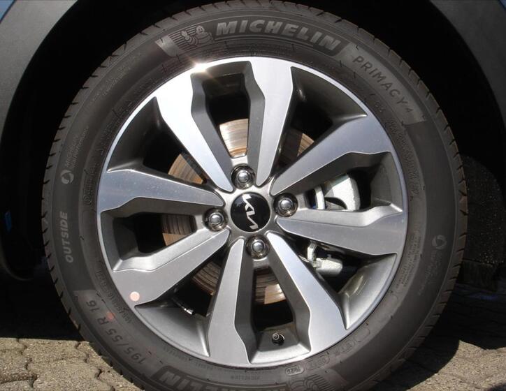 KIA Stonic 12
